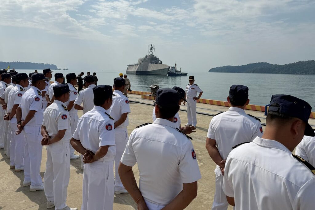 First US warship visit to Chinese-built port in Cambodia cements new drift for Phnom Penh First US warship visit to Chinese-built port in Cambodia cements new drift for Phnom Penh