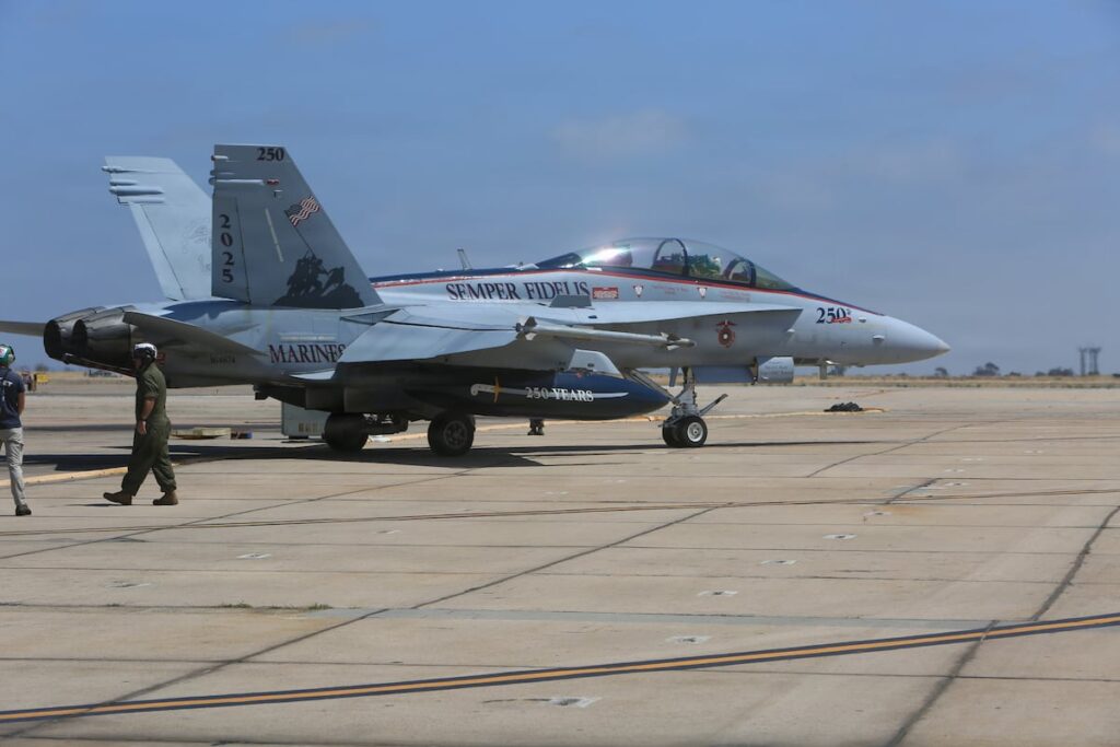 F/A-18 Hornet crashes in Washington state, wildfire subsequently reported F/A-18 Hornet crashes in Washington state, wildfire subsequently reported
