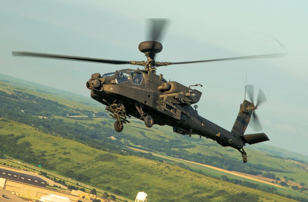 Two dead after Apache crash in Texas Two dead after Apache crash in Texas