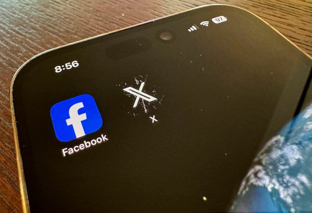 Navy instructs troops, families to scrub social media of personal information Navy instructs troops, families to scrub social media of personal information