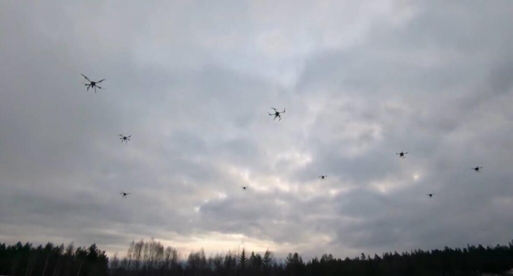 US Air Force seeks ‘rapidly deployable’ drone swarms for base security US Air Force seeks ‘rapidly deployable’ drone swarms for base security