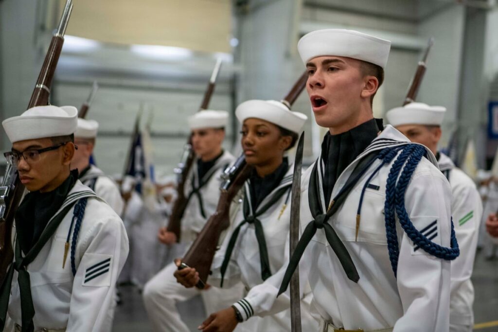 Navy exceeds recruiting goal with over 45,000 new sailors