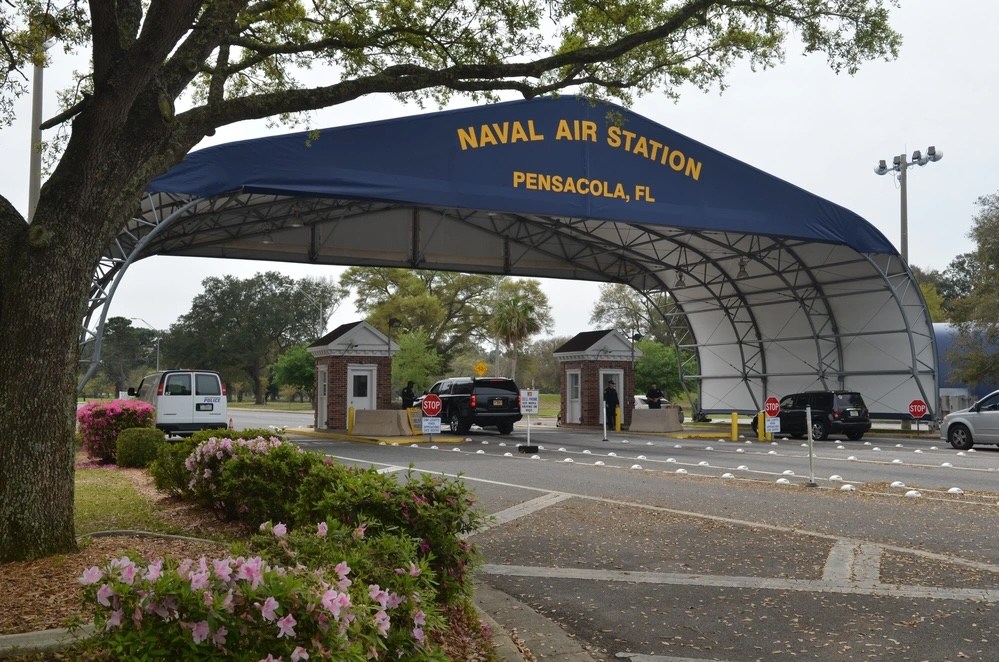 3 NAS Pensacola sailors die in car crash 3 NAS Pensacola sailors die in car crash